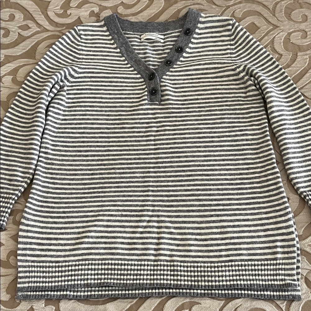Anthropologie Gray and White Striped V-Neck Sweater